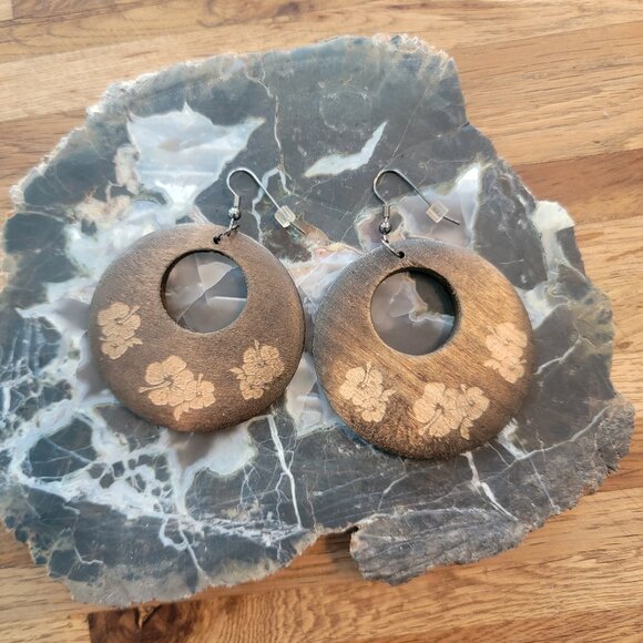 2" Floral Wooden Disk Earrings w Antiqued Bronze French Hook - Picture 2 of 8